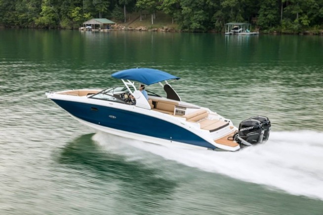 South Florida Yacht Rental 29' SDX Sea Ray